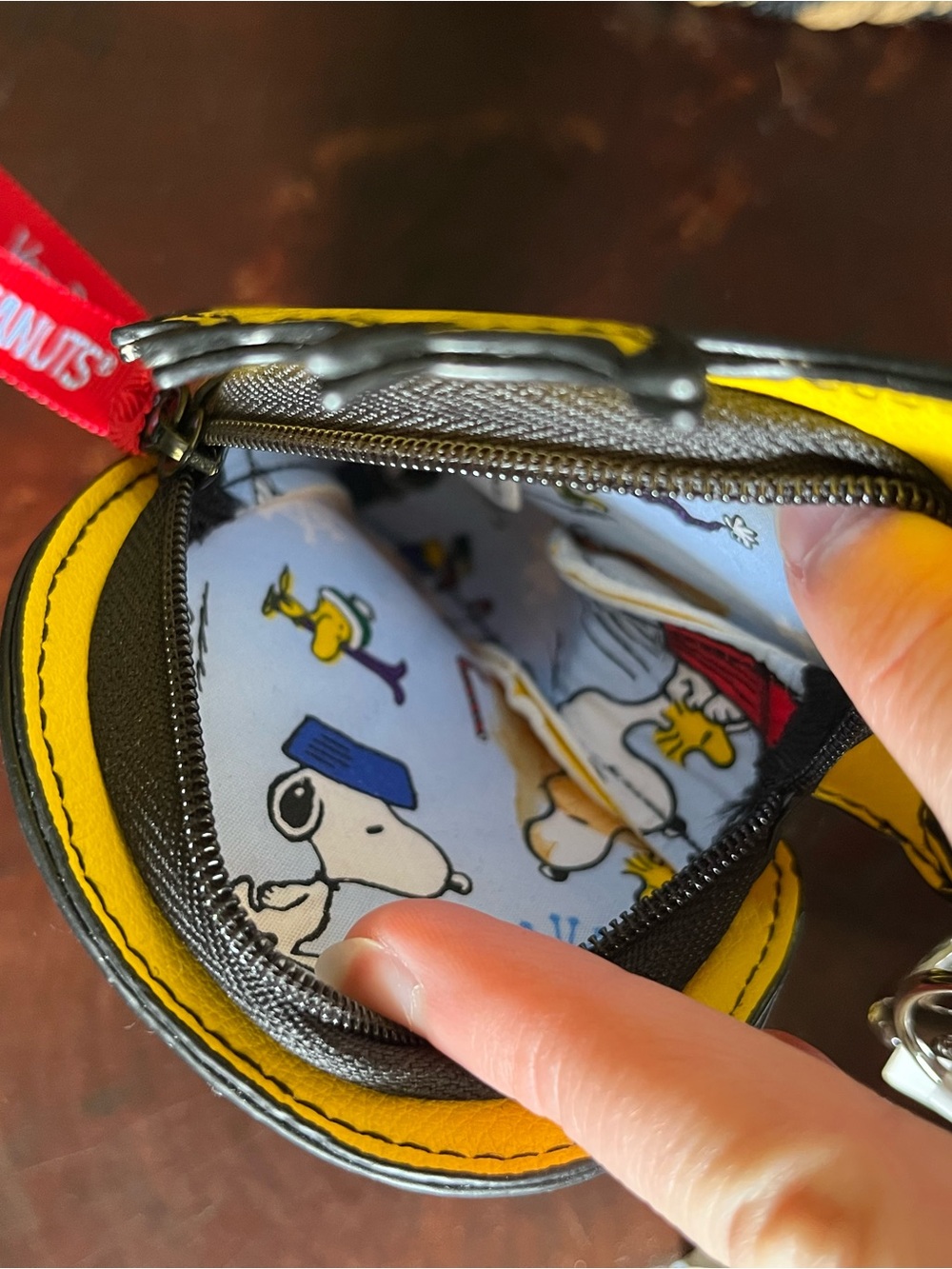 NWT Vera Bradley Peanuts Woodstock Bag Charm Coin Purse - Picture 4 of 5